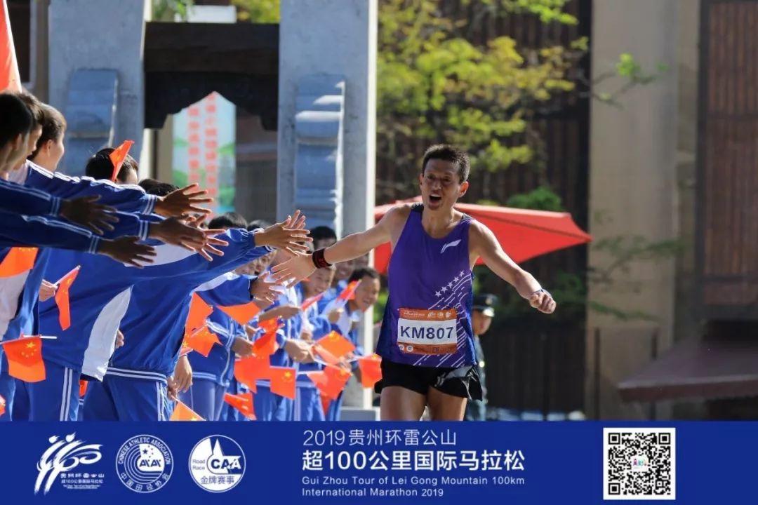 238f5d9acc9bcc9f76940165bf881b3a.jpg